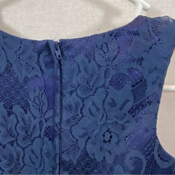New without tags Girls Navy Blue Lace and Tulle Flower Girl Dress Size 9 - Picture 5 of 10